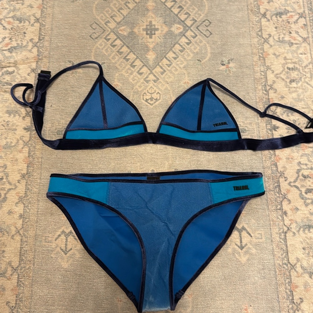 Triangl Bikini